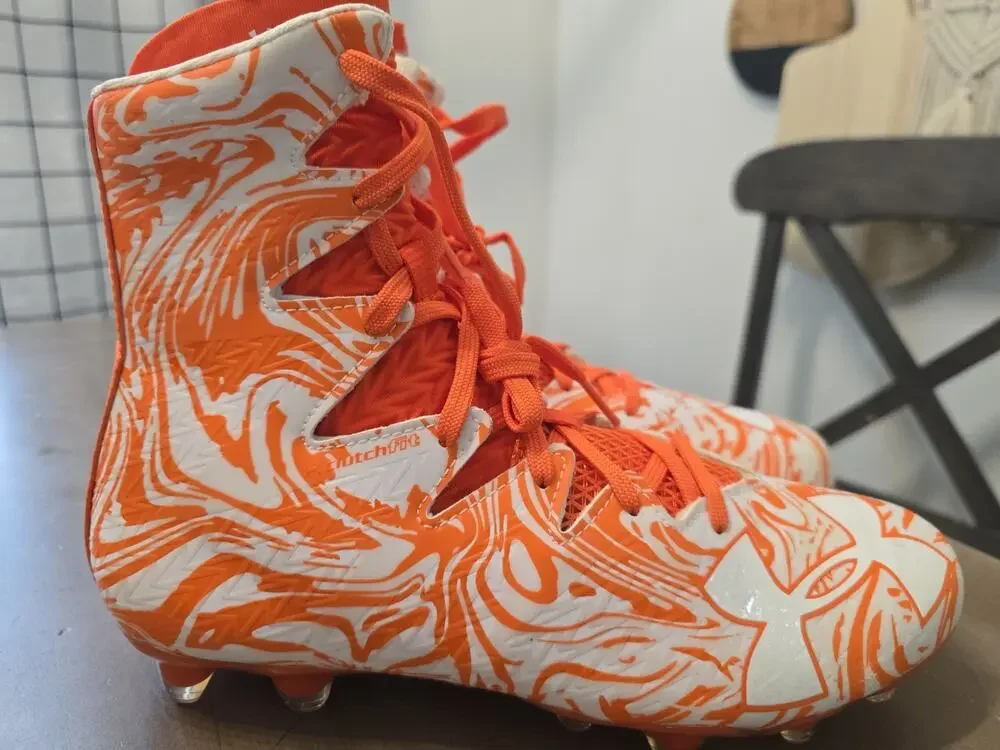 NewUnder Armour Highlight Clutchfit Orange & White Football Cleat Men Size 9.5
